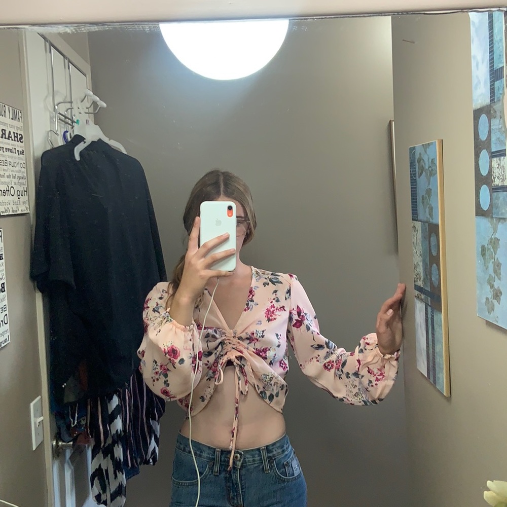 Rue21 floral pull up top
